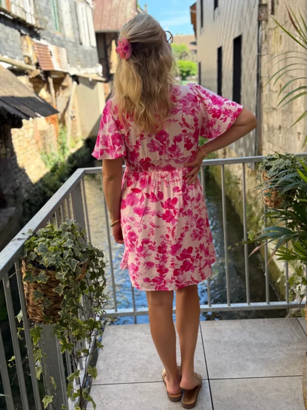 Robe rose grande taille col V courte | Dream By C