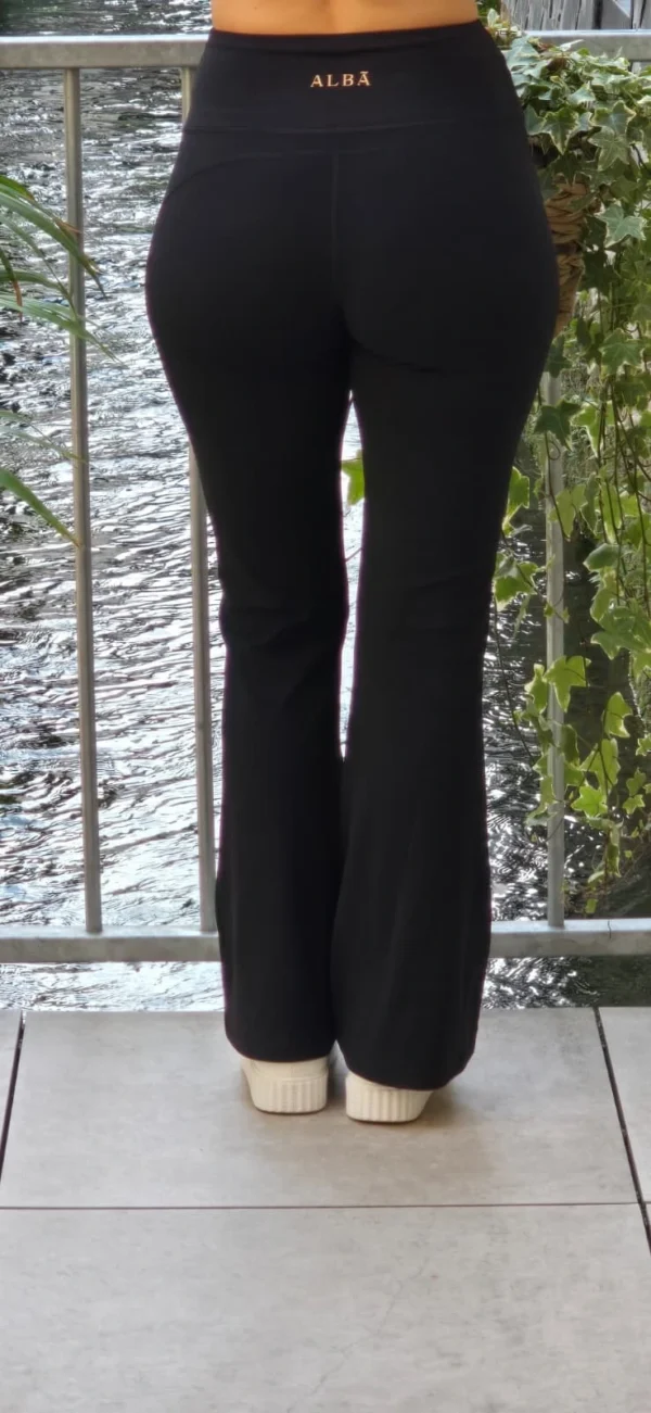 Pantalon gainant évasé sport ALBA | Dream By C