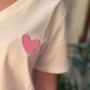 T-shirt col V cœur brodé femme | Dream By C