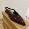 Mules Pointues Clous Dorés Chocolat | Dream By C