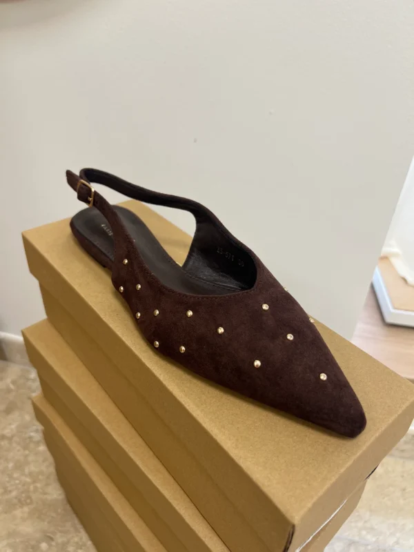 Mules Pointues Clous Dorés Chocolat | Dream By C