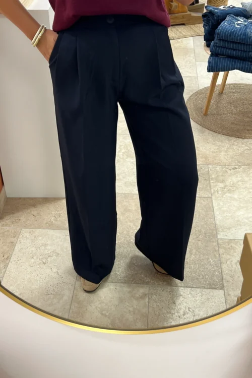 -pantalon-large-tailleur-bleu-marine Pantalon Large Pinces Bleu Marine | Dream By C