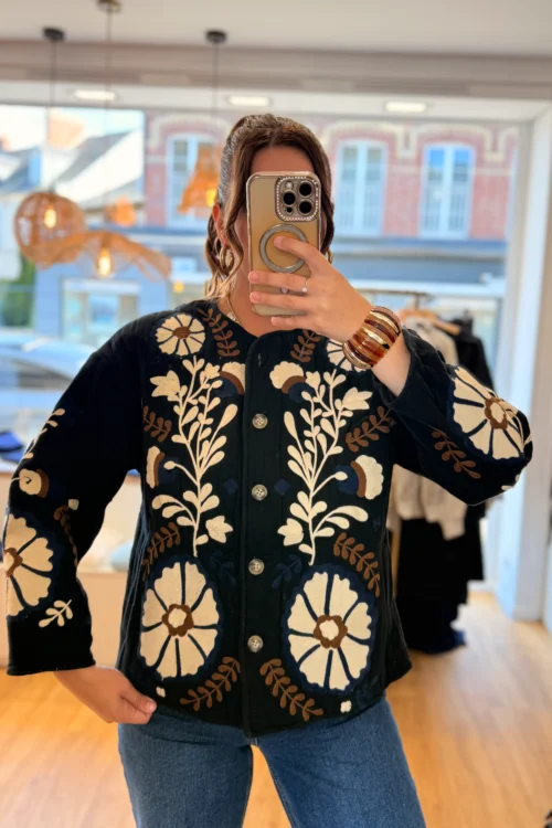 Veste Matelassée Noire à Broderies | Dream By C