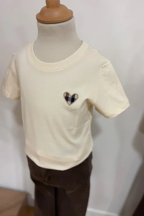 tshirt-beige-coeur-carreaux-enfant T-shirt Beige Cœur Carreaux Enfant | Dream By C