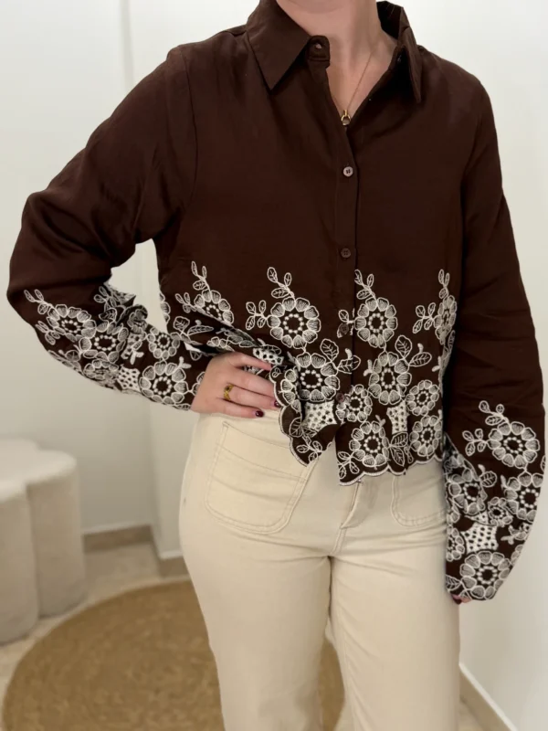 Chemisier court brodé chocolat femme, broderies | Dream By C