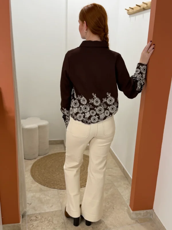 Chemisier court brodé chocolat femme, broderies | Dream By C