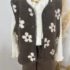 Gilet sherpa enfant chocolat à fleurs écrues | Dream By C