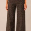 Pantalon léopard femme coupe wide, fond camel | Dream By C